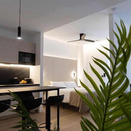 Demetrio By Alma Suites Valencia Luaran gambar