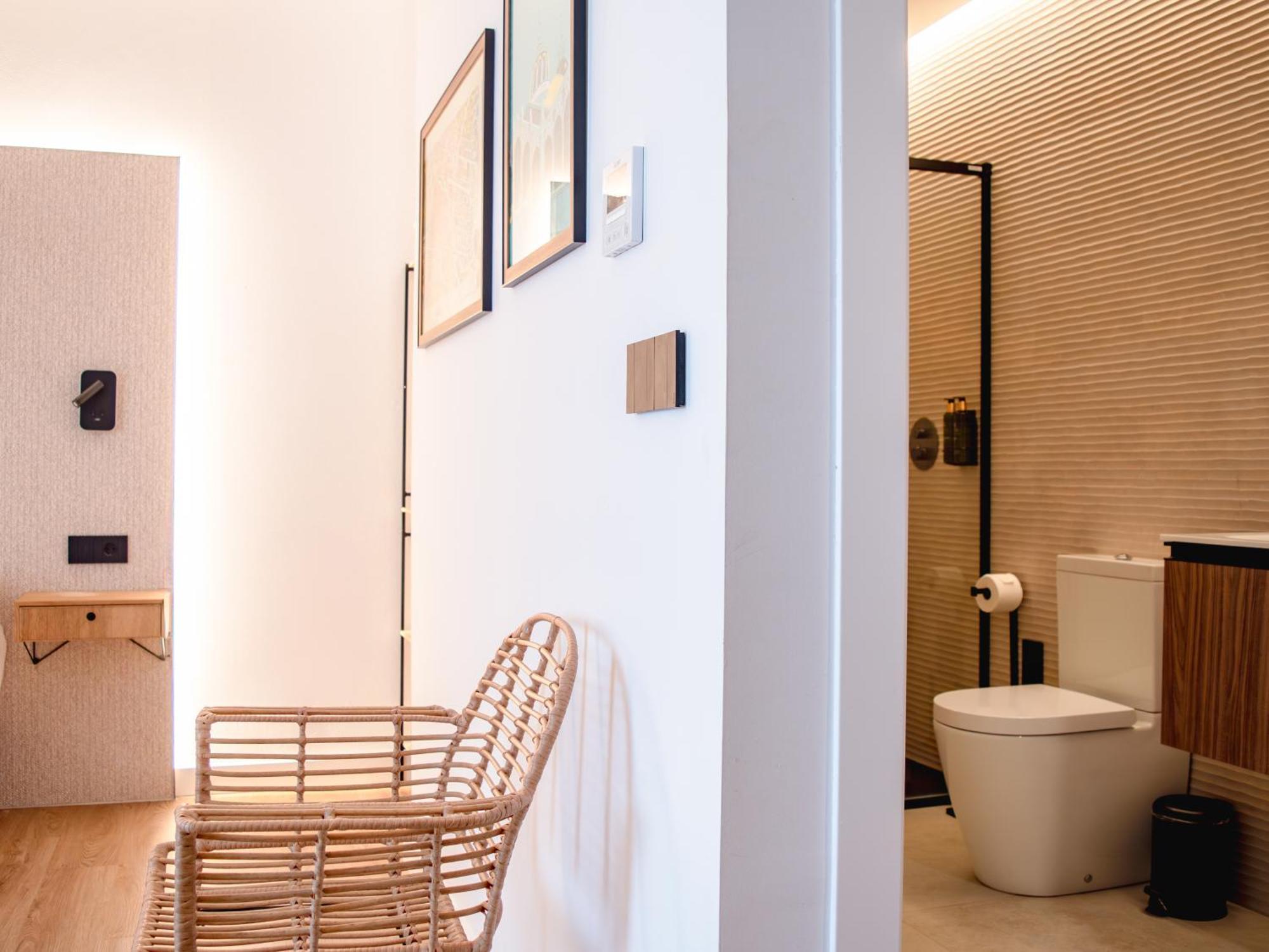 Demetrio By Alma Suites Valencia Luaran gambar