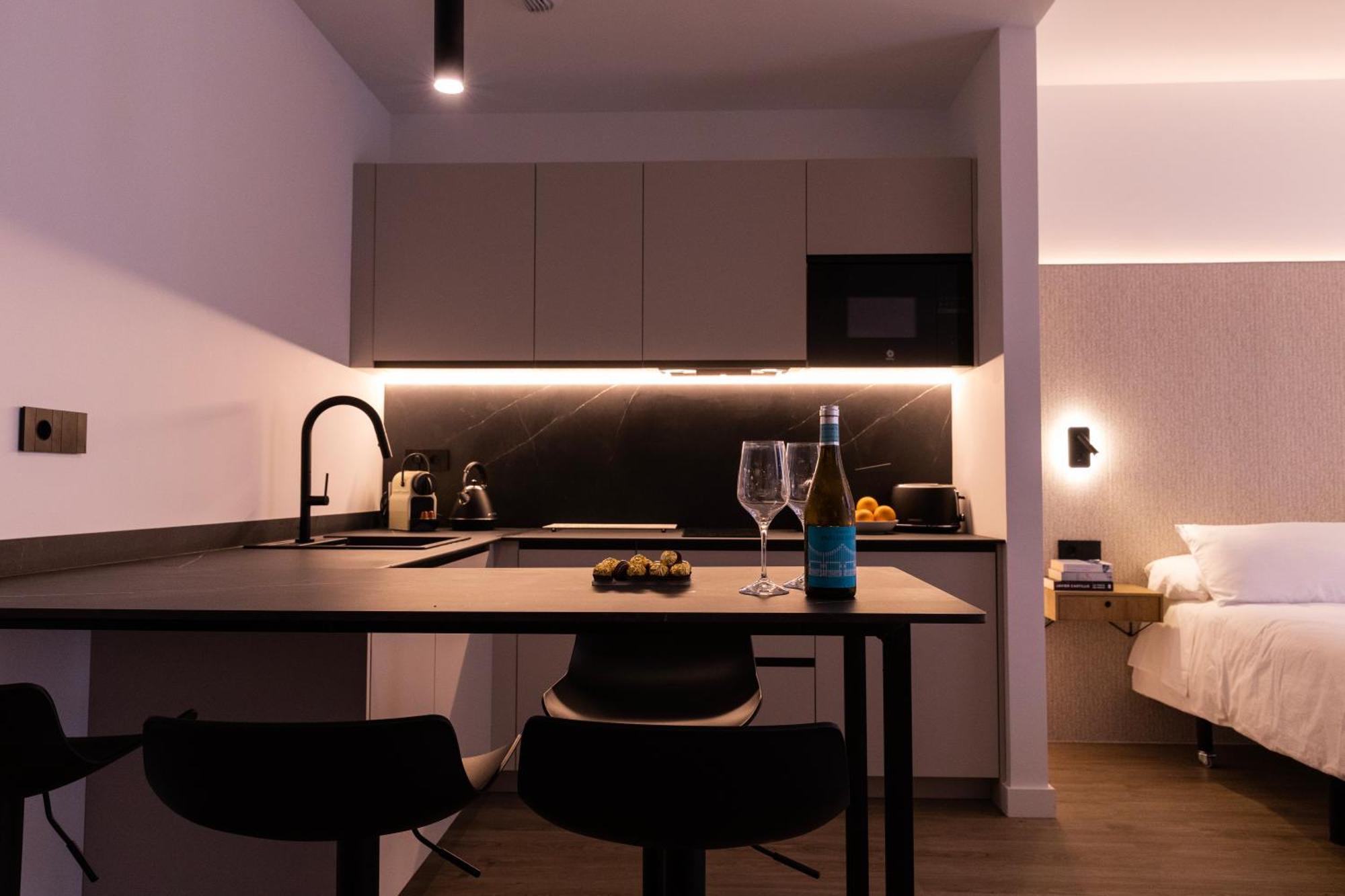Demetrio By Alma Suites Valencia Luaran gambar