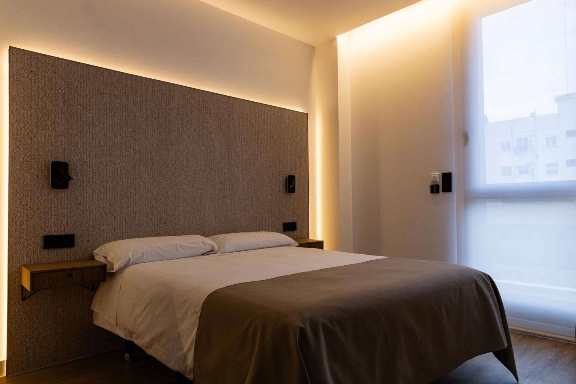 Demetrio By Alma Suites Valencia Luaran gambar